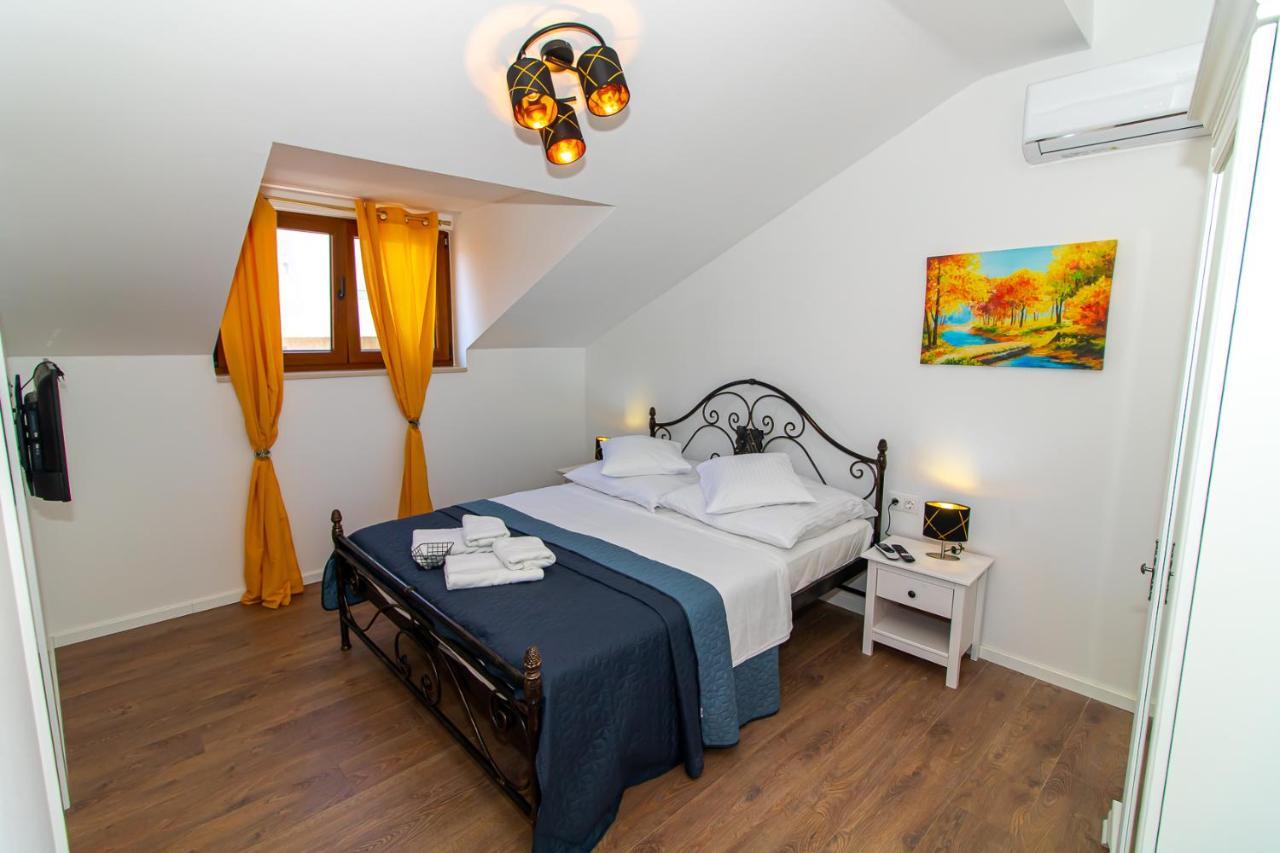 Luxury Apartments Iris Мостар Экстерьер фото