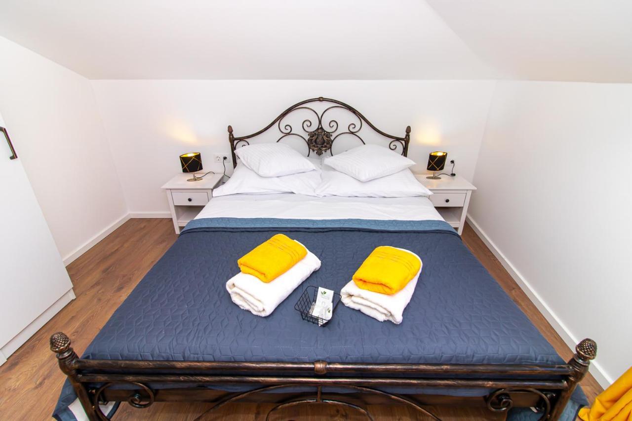 Luxury Apartments Iris Мостар Экстерьер фото